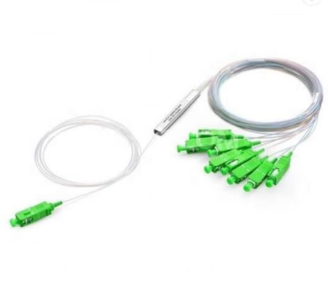 El SC APC 1 entró 8 el divisor de acero del PLC de la fibra óptica del tubo de la salida 1x8